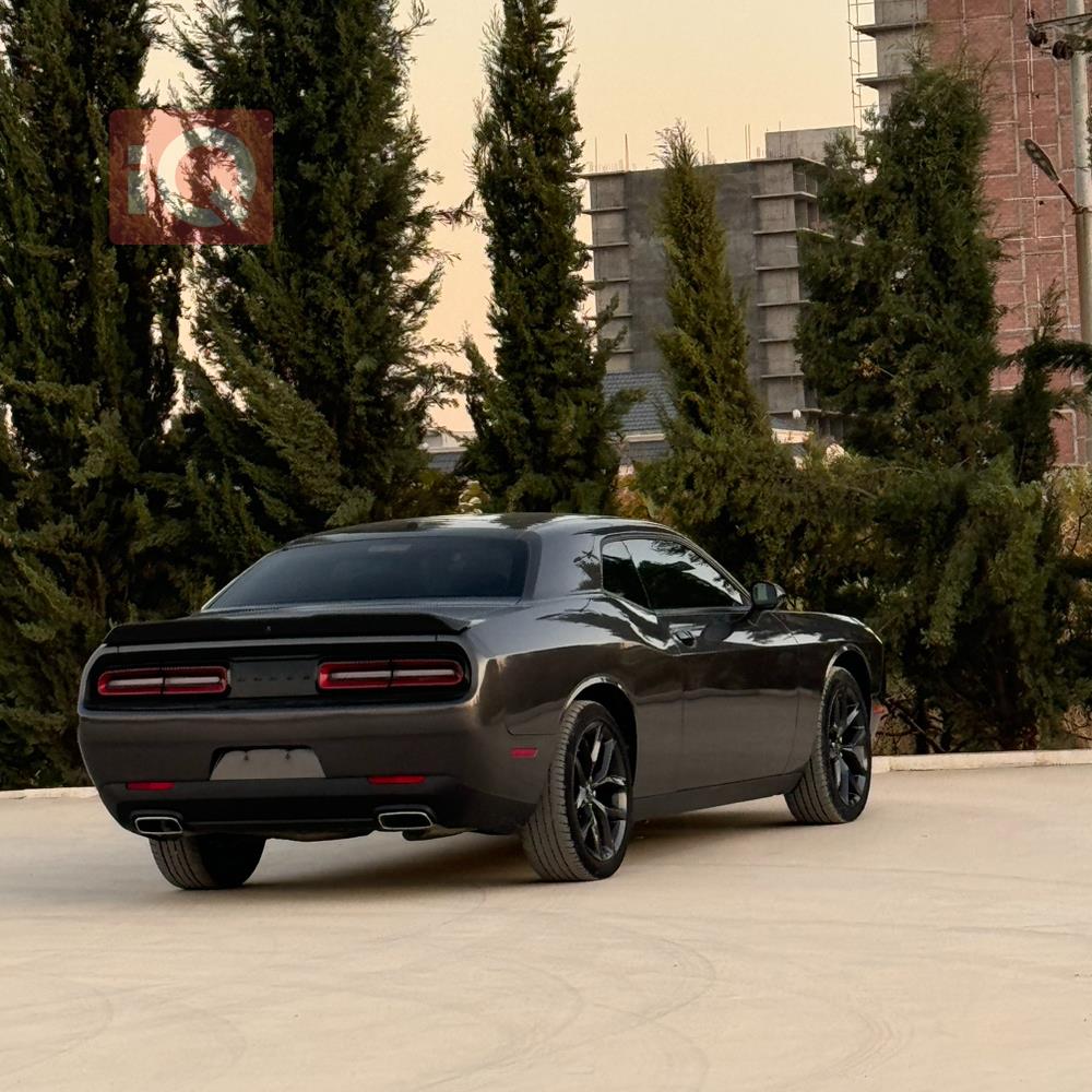 Dodge Challenger